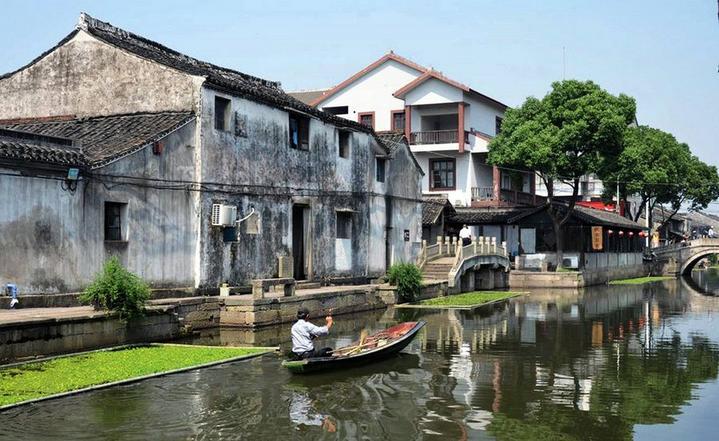 新华联文旅易主:实控人由傅军变更为盈新科技实控人王赓宇